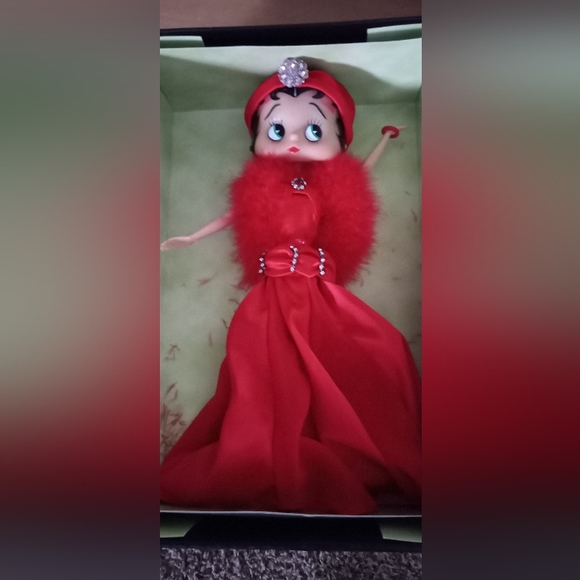 Rare Betty Boop Doll - Picture 4 of 4